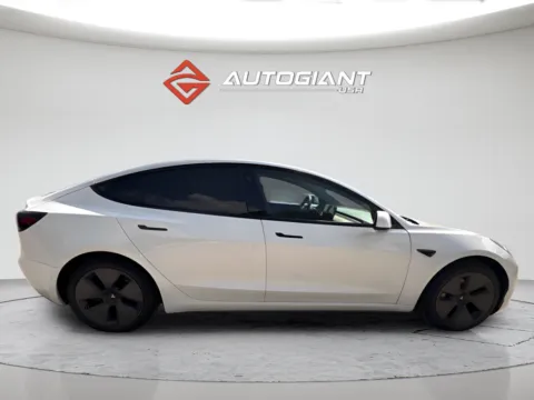 More photos of 2021 Tesla Model 3 Standard Range Plus at AutoGiant USA Fishers, IN