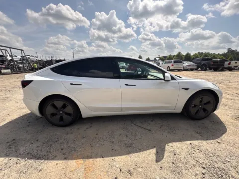 More photos of 2021 Tesla Model 3 Standard Range Plus at AutoGiant USA Fishers, IN
