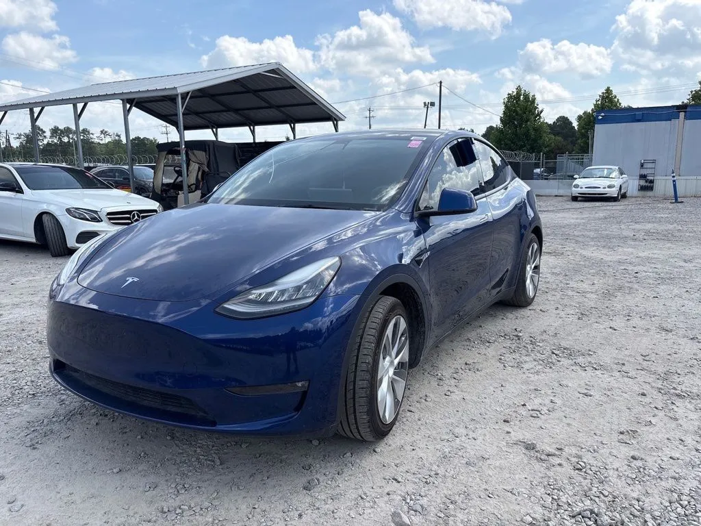 Blue 2021 Tesla Model Y Standard Range for sale in Fishers, IN