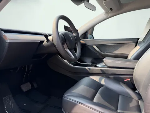 Photos of 2021 Tesla Model Y Standard Range for sale in Fishers, IN at AutoGiant USA Fishers