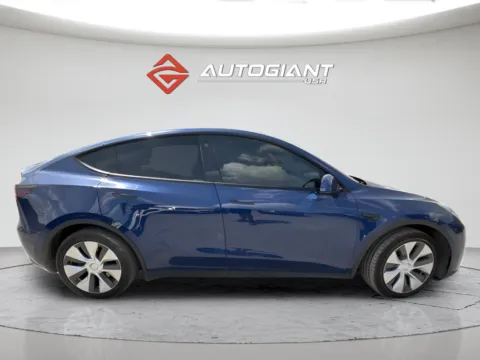 More photos of 2021 Tesla Model Y Standard Range at AutoGiant USA Fishers, IN