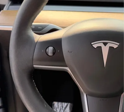 Another view of 2021 Tesla Model Y Standard Range for sale in Fishers, IN at AutoGiant USA Fishers