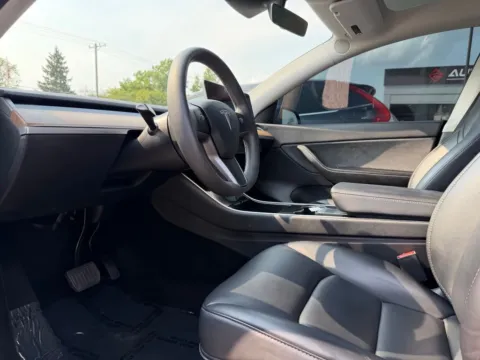 Photos of 2021 Tesla Model Y Standard Range for sale in Fishers, IN at AutoGiant USA Fishers