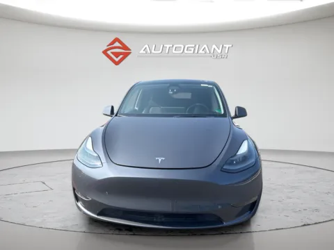 More photos of 2023 Tesla Model Y Long Range at AutoGiant USA Fishers, IN