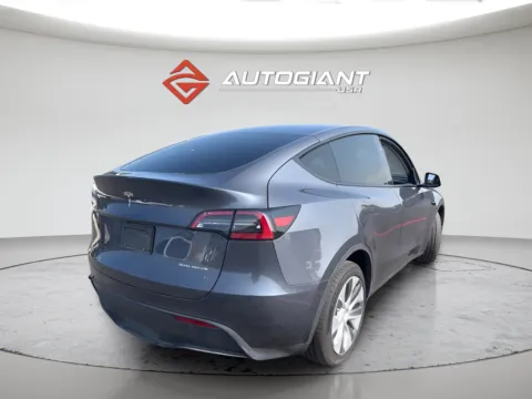 More photos of 2023 Tesla Model Y Long Range at AutoGiant USA Fishers, IN