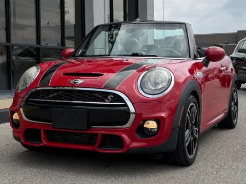 More photos of 2017 MINI Cooper S at AutoGiant USA Fishers, IN