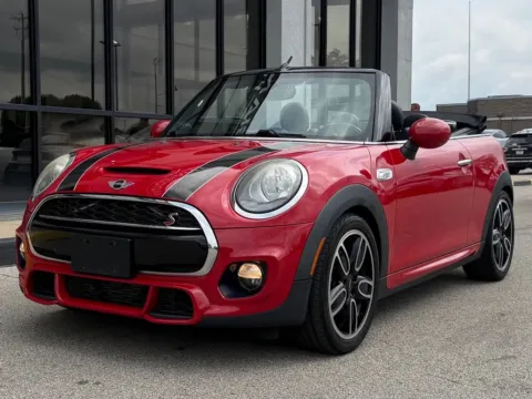More photos of 2017 MINI Cooper S at AutoGiant USA Fishers, IN
