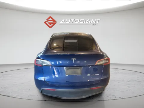 More photos of 2021 Tesla Model Y Long Range at AutoGiant USA Fishers, IN