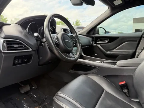 Photos of 2020 Jaguar F-PACE 25t Premium for sale in Fishers, IN at AutoGiant USA Fishers