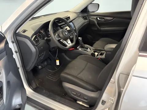 Photos of 2020 Nissan Rogue SV for sale in Fishers, IN at AutoGiant USA Fishers