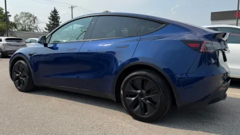 More photos of 2024 Tesla Model Y Long Range at AutoGiant USA Fishers, IN