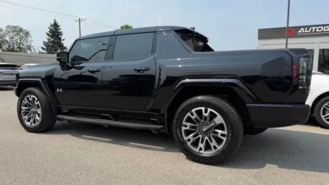 More photos of 2024 GMC Hummer EV Pickup 3X at AutoGiant USA Fishers, IN