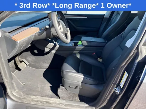 More photos of 2023 Tesla Model Y Long Range at AutoGiant USA Fishers, IN