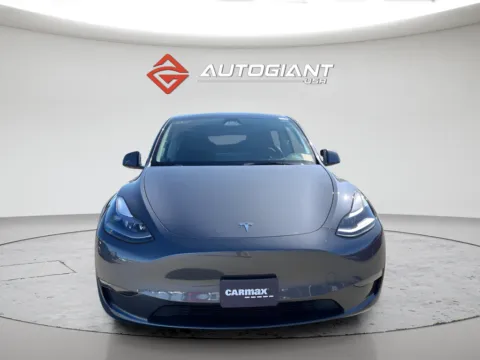 More photos of 2023 Tesla Model Y Long Range at AutoGiant USA Fishers, IN