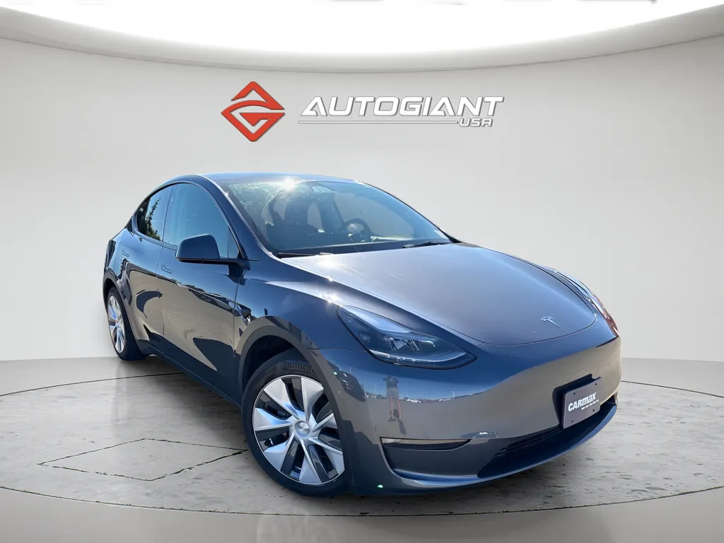 Silver 2023 Tesla Model Y Long Range for sale in Fishers, IN