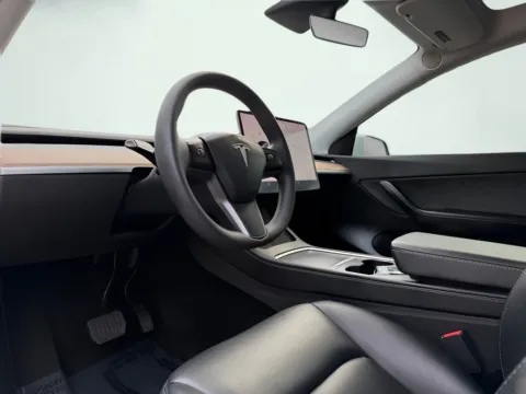 Photos of 2021 Tesla Model Y Long Range for sale in Fishers, IN at AutoGiant USA Fishers