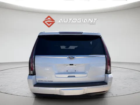 More photos of 2019 Cadillac Escalade ESV Premium at AutoGiant USA Fishers, IN