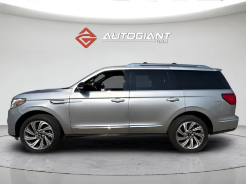 Another view of 2020 Lincoln Navigator Reserve for sale in Fishers, IN at AutoGiant USA Fishers