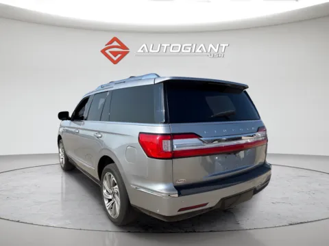 More photos of 2020 Lincoln Navigator Reserve at AutoGiant USA Fishers, IN