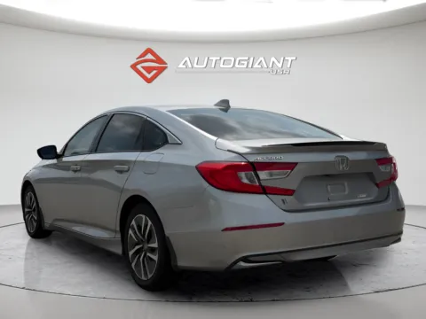 More photos of 2020 Honda Accord Hybrid at AutoGiant USA Fishers, IN