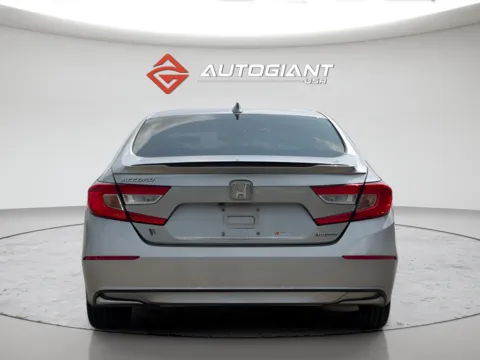 More photos of 2020 Honda Accord Hybrid at AutoGiant USA Fishers, IN