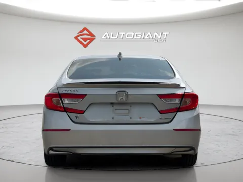More photos of 2020 Honda Accord Hybrid at AutoGiant USA Fishers, IN