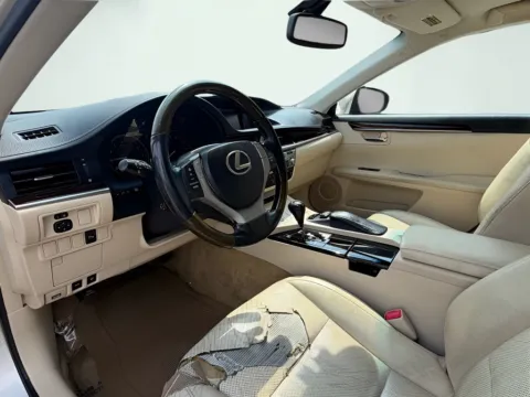 Photos of 2013 Lexus ES 350 for sale in Fishers, IN at AutoGiant USA Fishers