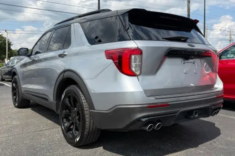 More photos of 2020 Ford Explorer ST at AutoGiant USA Fishers, IN