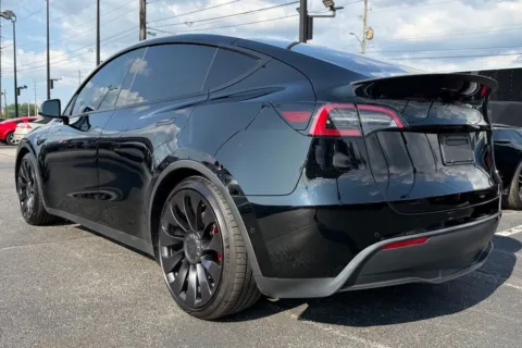 More photos of 2022 Tesla Model Y Performance at AutoGiant USA Fishers, IN