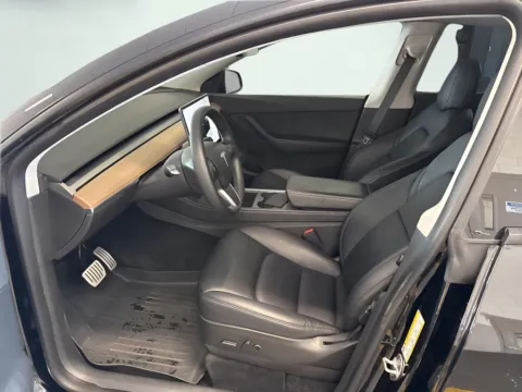 Photos of 2022 Tesla Model Y Performance for sale in Fishers, IN at AutoGiant USA Fishers