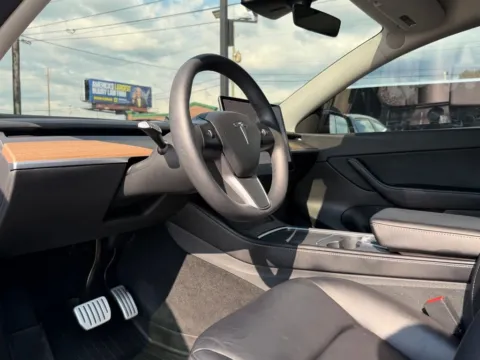 Photos of 2022 Tesla Model Y Performance for sale in Fishers, IN at AutoGiant USA Fishers