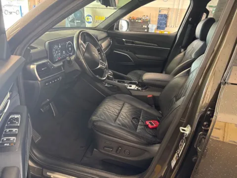 Photos of 2023 Kia Telluride SX-Prestige X-Pro for sale in Fishers, IN at AutoGiant USA Fishers