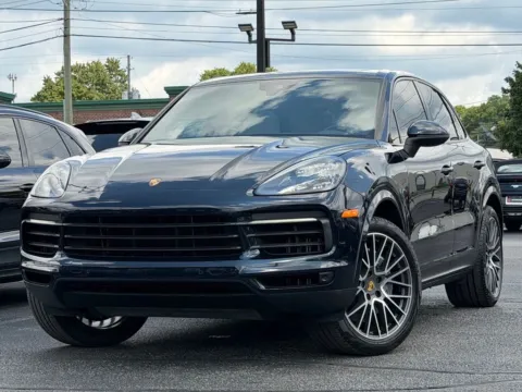 Black 2021 Porsche Cayenne for sale in Fishers, IN