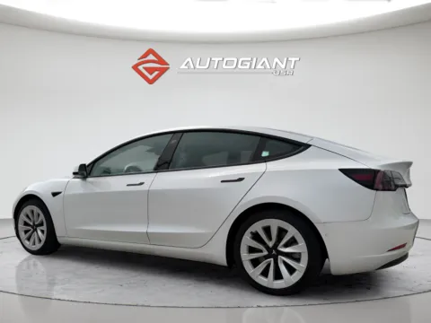 More photos of 2021 Tesla Model 3 Standard Range Plus at AutoGiant USA Fishers, IN