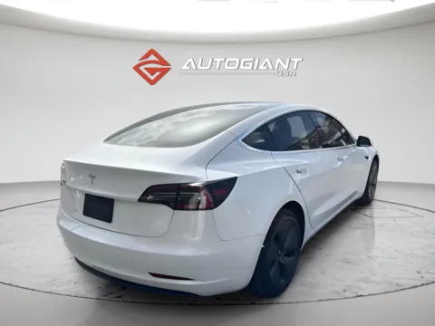 More photos of 2020 Tesla Model 3 Standard Range Plus at AutoGiant USA Fishers, IN