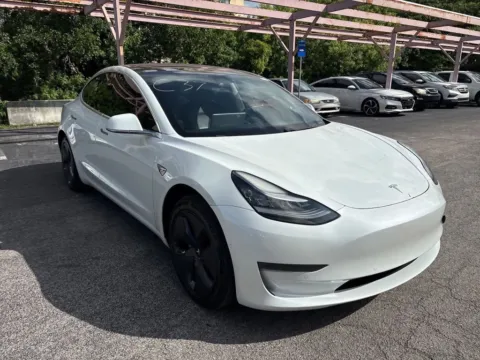White 2020 Tesla Model 3 Standard Range Plus for sale in Fishers, IN