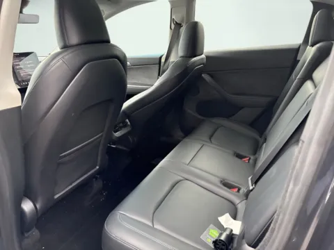 More photos of 2024 Tesla Model Y Long Range at AutoGiant USA Fishers, IN