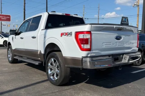 More photos of 2021 Ford F-150 Lariat at AutoGiant USA Fishers, IN