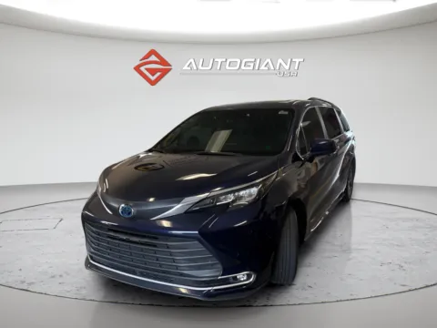 Gray 2021 Toyota Sienna XLE for sale in Fishers, IN
