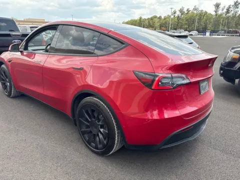 More photos of 2021 Tesla Model Y Standard Range at AutoGiant USA Fishers, IN