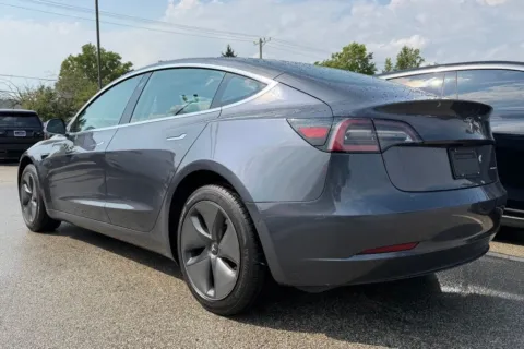 More photos of 2019 Tesla Model 3 Long Range at AutoGiant USA Fishers, IN