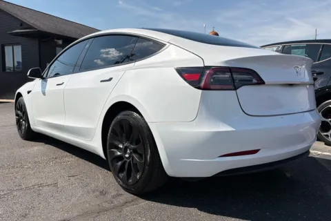 More photos of 2023 Tesla Model 3 at AutoGiant USA Fishers, IN