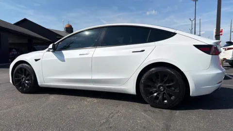 More photos of 2023 Tesla Model 3 at AutoGiant USA Fishers, IN
