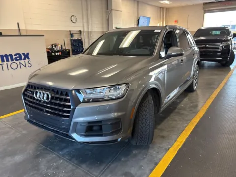 Gray 2017 Audi Q7 3.0T Prestige for sale in Fishers, IN