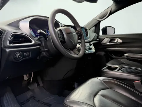Photos of 2022 Chrysler Pacifica Hybrid Touring L for sale in Fishers, IN at AutoGiant USA Fishers