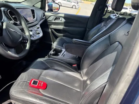 Photos of 2022 Chrysler Pacifica Hybrid Touring L for sale in Fishers, IN at AutoGiant USA Fishers