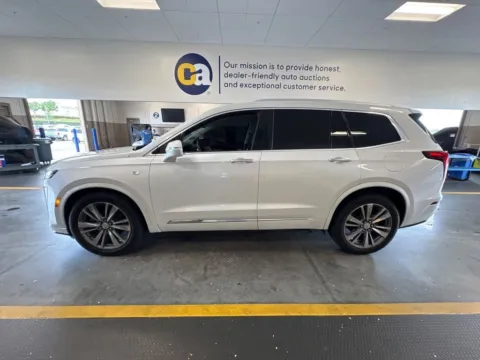 Another view of 2020 Cadillac XT6 Premium Luxury for sale in Fishers, IN at AutoGiant USA Fishers
