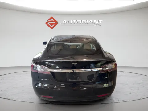 More photos of 2017 Tesla Model S 100D at AutoGiant USA Fishers, IN