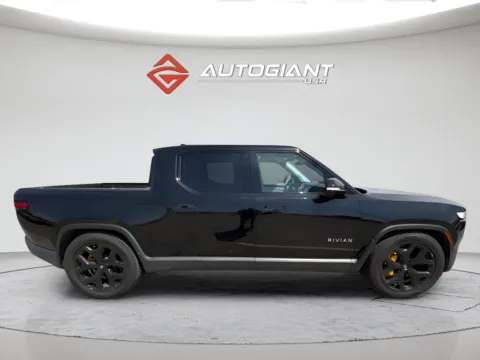 More photos of 2023 Rivian R1T Adventure at AutoGiant USA Fishers, IN