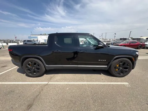 More photos of 2023 Rivian R1T Adventure at AutoGiant USA Fishers, IN